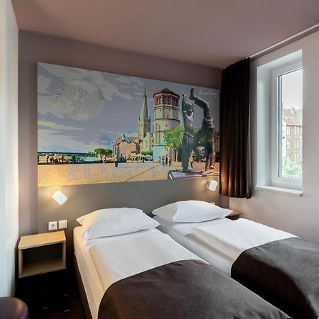 B&B Hotel Duesseldorf-Mitte Exterior photo