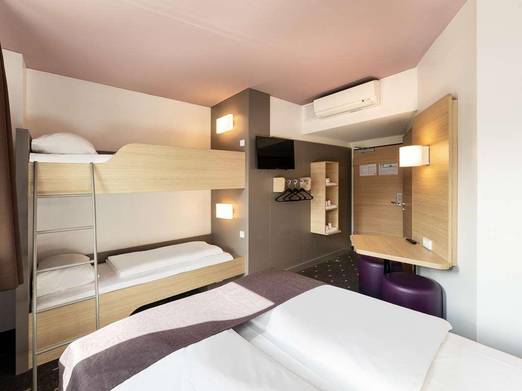 B&B Hotel Duesseldorf-Mitte Room photo